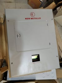 توجد كميه من هاي سراكت قطعه ب 6 الاف 07715934820 بغداد