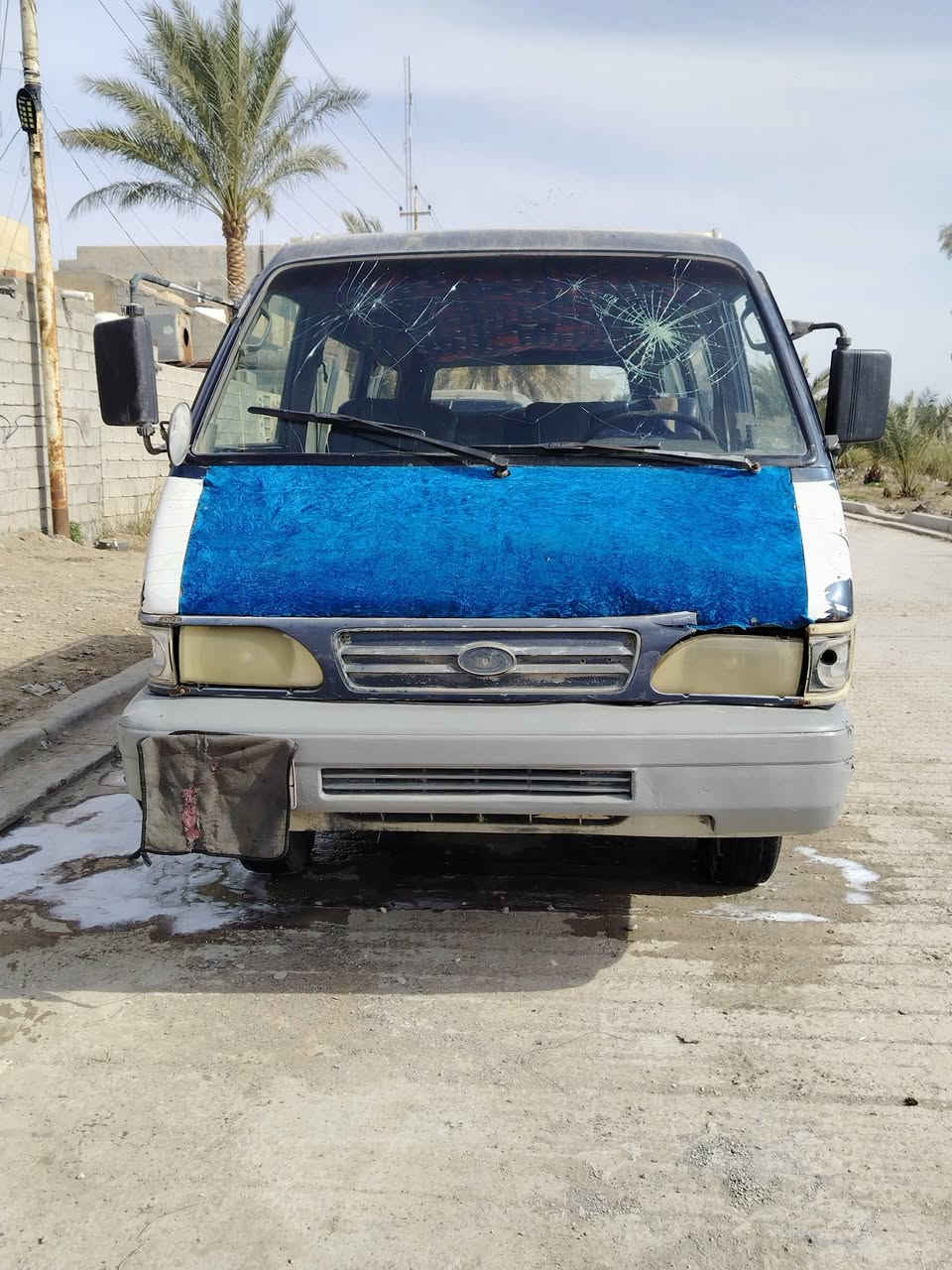 السلام عليكم ورحمة الله وبركاته
من رخصه مدير الكروب كيا بستا موديل 95 
رقم ديالى ألماني مصفره من كلشي مرور وهيىه 
شواصي الاماميه نضيفات والخلفيه بيهن خياس 
سنويه نافذه ابيع هل موجود راعي بغداد بس ما واصله 
ابيع كوم حديد

ملاحظة رجاء اقرأ المنشور زين يلا تخابر  مع احترامي للبعض 
عنوان ديالى بعقوبة 
***********
