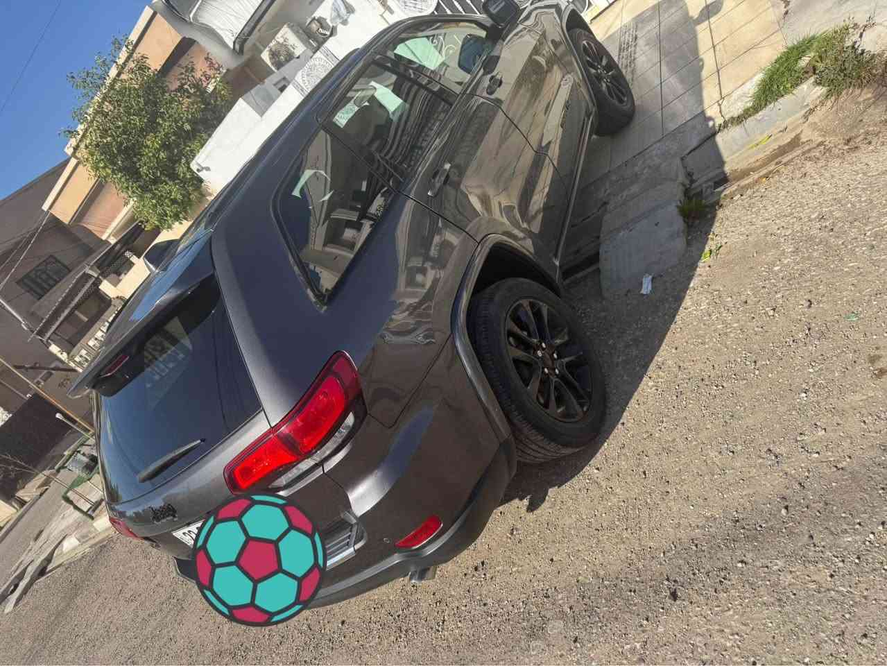 سلام عليكم للبيع او للمراوس جيب لاريدو موديل 2021 رقم اربيل دولي ضرر بونيد تبديل وجنطه وجامرلغ خلفي كشن تدفئه تبريد جنطه كهربائي محرك كير شرط ماشي 60 مكان كركوك للاستفسار *********** كركوك, العراق
