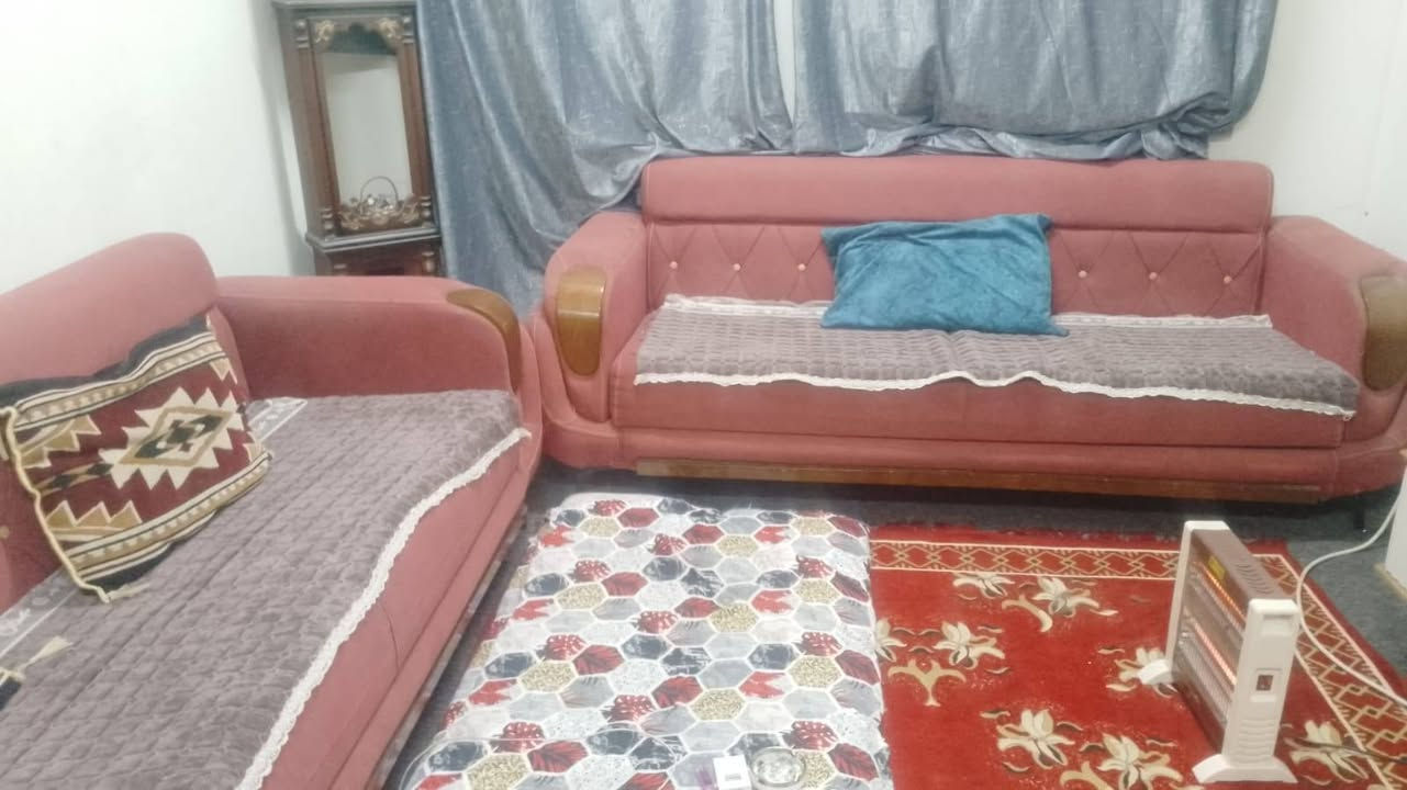 غرفة ٥قطع وقنفات ٢ الغرفه ٣٠٠وبيهة مجال القنفات ٧٥ وبيهن مجال بسيط الي يريدهم يراسل عالخاص العنوان بغداد بسماية


**إذا كنت صاحب هذا الإعلان وتريد حذفه لأي سبب، رجاءا أرسل رسالة إلى الدعم الفني**