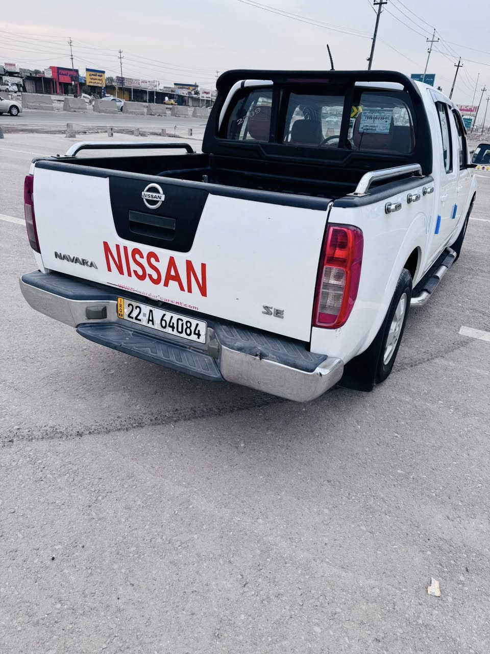 نيفاره موديل 2009 للبيع كير عادي رقم اربيل الجديد مكفوله من الصبغ والتبديل عدا بارد بل جاملغ الخلفي مكانها بغداد بسمايا 
الاستفسار 
***********
***********
