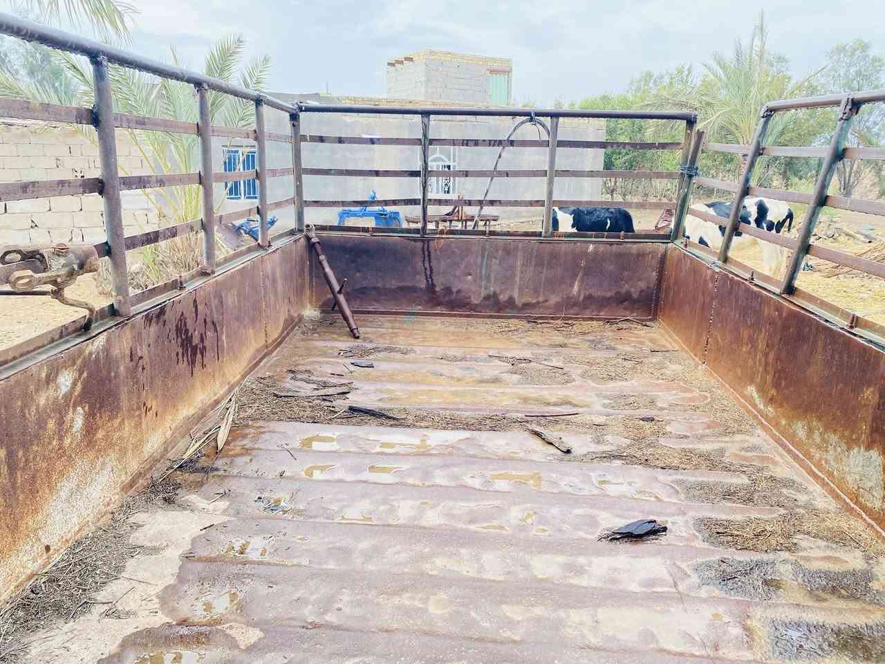 سلام عليكم عربانه البيع مكفوله وعليه تخم تاير شوفت عينك جديد بمعنه الكلمه الكشرمالته مكفول البطن مالته مكفول من الزرفت البره شرط تخلي بطنه ماي مكانه بابل رقمي ***********
