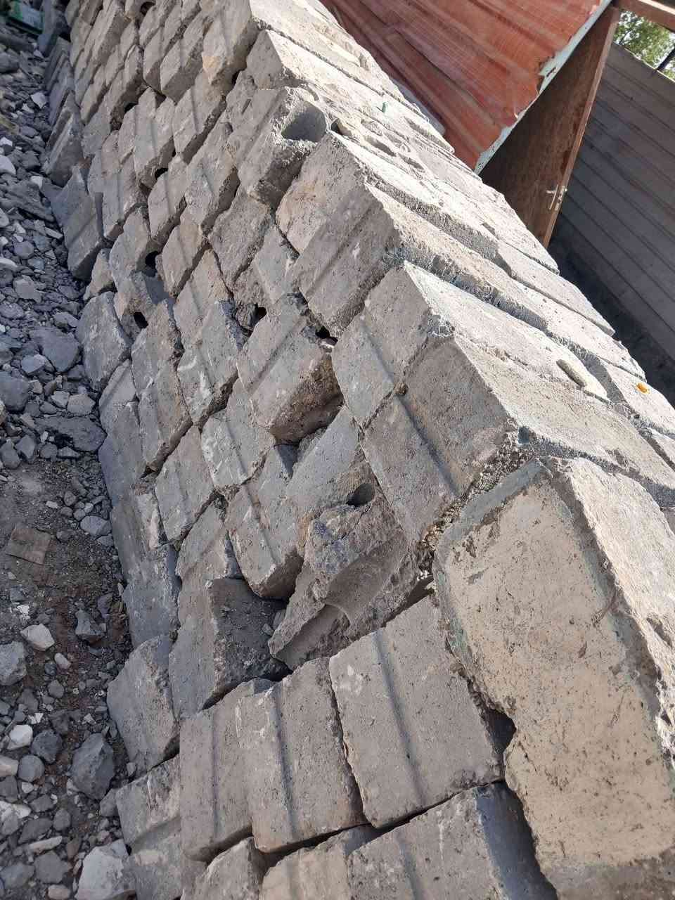 سلام عليكم بلوك للبيع 700 بلوكه
***********
