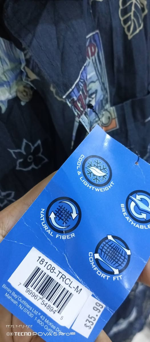 قميص بهالشكل ماركة اصلي 
قطن 100% مسعر ب35 دولار
سعر القطعة يمي 16 الف مع التوصيل 
القياسات  
M قطعة وحدة
L ثلاث قطع
2X قطعة وحدة


**إذا كنت صاحب هذا الإعلان وتريد حذفه لأي سبب، رجاءا أرسل رسالة إلى الدعم الفني**