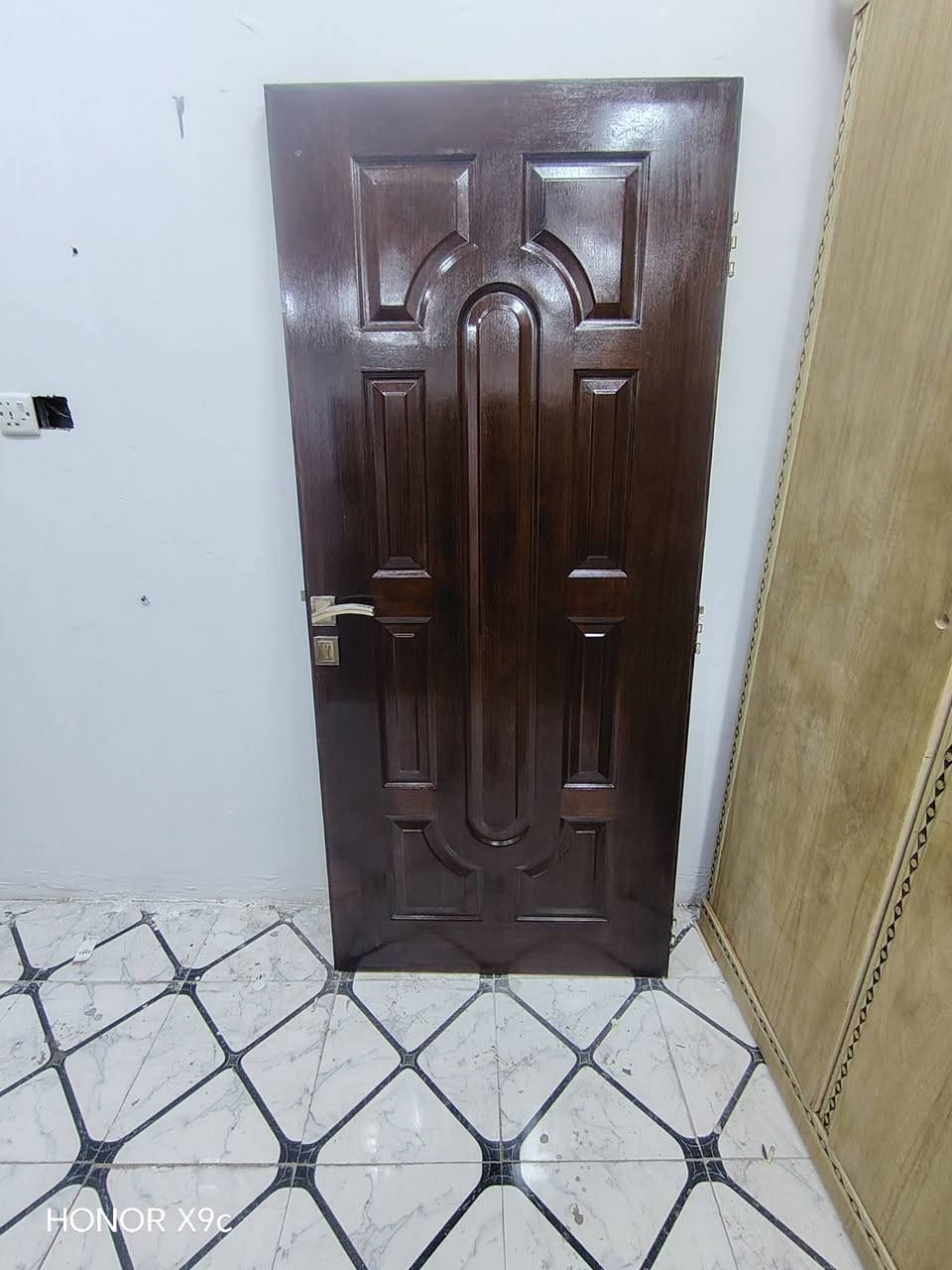 نجارة زين العابدين. السماوة ال باني مجاور مكتب عقارات اليزن َ. وبالقرب من أسواق الكفيل الهاتف ***********
