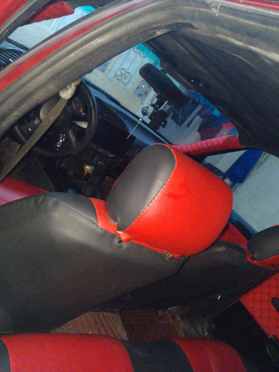 سلام عليكم بي ام ٣٦ e لبيع محرك 4 سلندر كير عادي ضربته بل جاملغ اليمنه السياره نضبفه كير ومحرك مكفولات تخم تاير جديد حداديه جديد بي بطاطين بيبان شويه تعبانه السعر ٤٥ وبيه مجال  ***********  مكان بغداد
