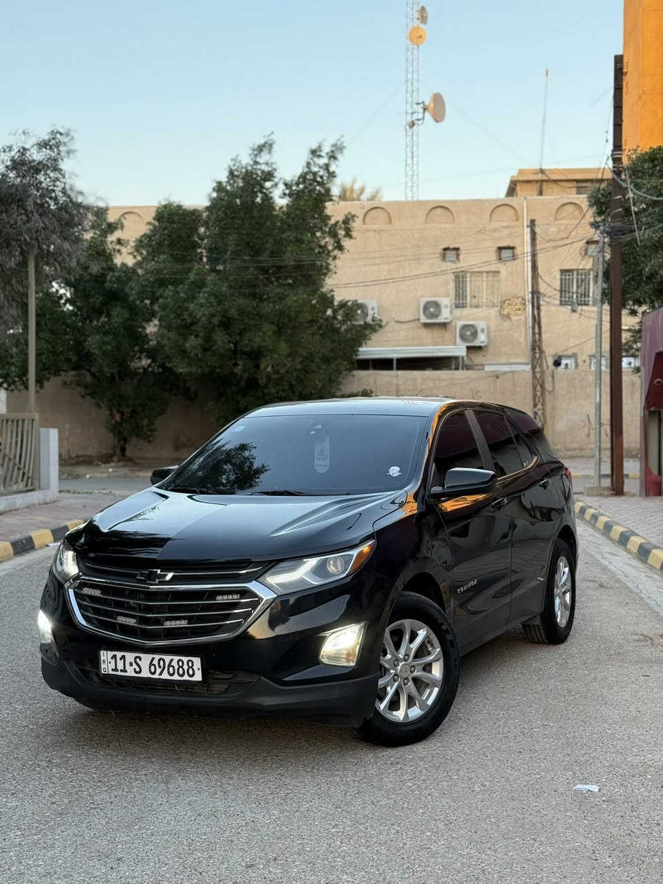 السلام عليكم.   السعر $135 
———————
اكوينكس 2020
وارد امريكي ضرره باب خلفي عكس السايق والجاملغ 
وبالعراق خشم البنيد بي صبغ 
المواصفات
—————-
كشنات جلد 
تدفئه كشنات
تحديد مسار 
رادار
بجم برمير 
فور ويل 
بجم زنون 
رقم بغداد بأسمي تحويل ثاني يوم 
ماشيه 103 كيلو متر مو ميل 
مكانه واسط الكوت مركز المدينه 
*********** 
السعر $135
