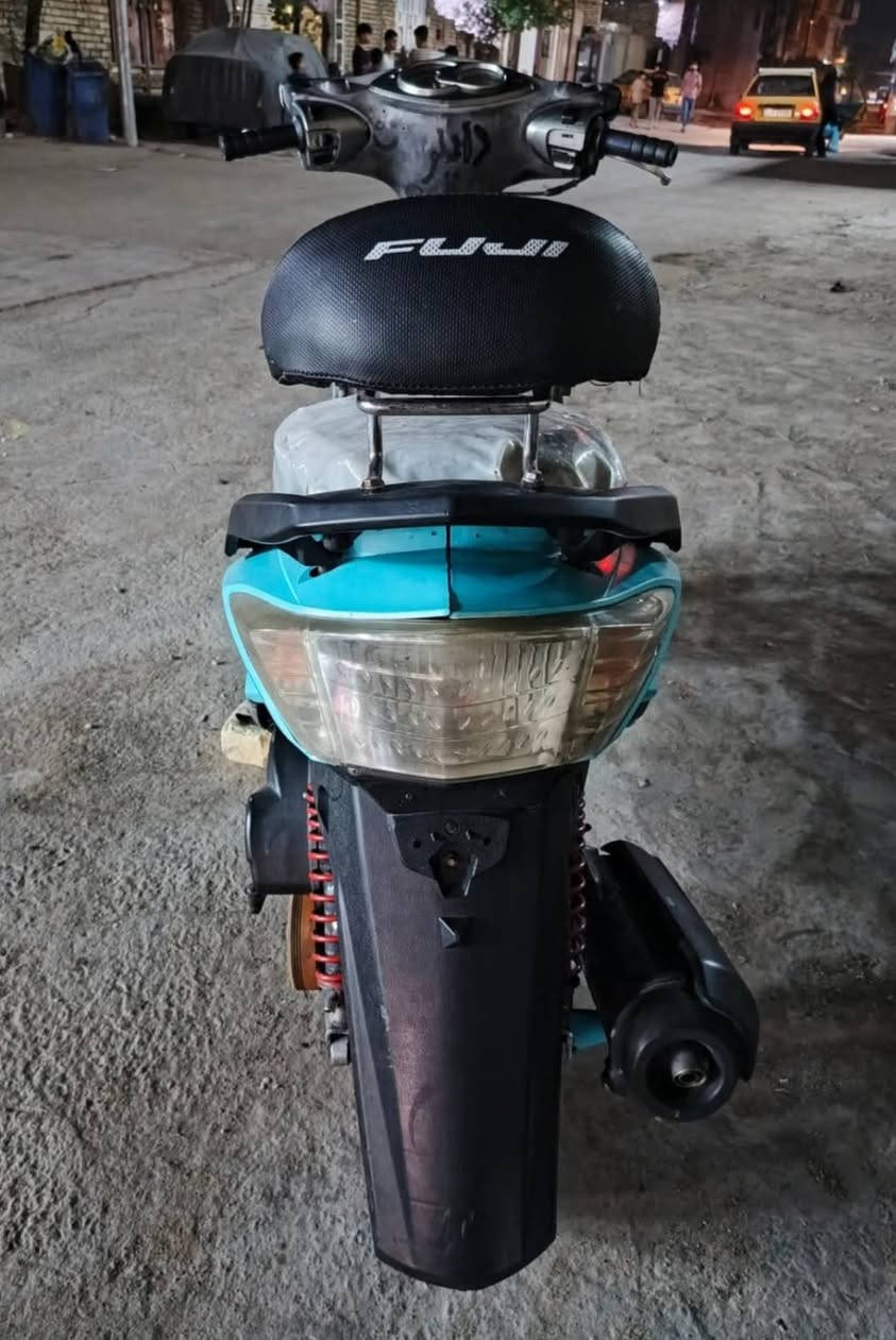 السلام عليكم
دراجه سكنس فحل للبيع
نقصها كابريتر و قبق كلجات
السعر ٣٠٠و بيها مجال ( كوم حديد )
مكان بغداد التاجي
*********** بي وتساب
