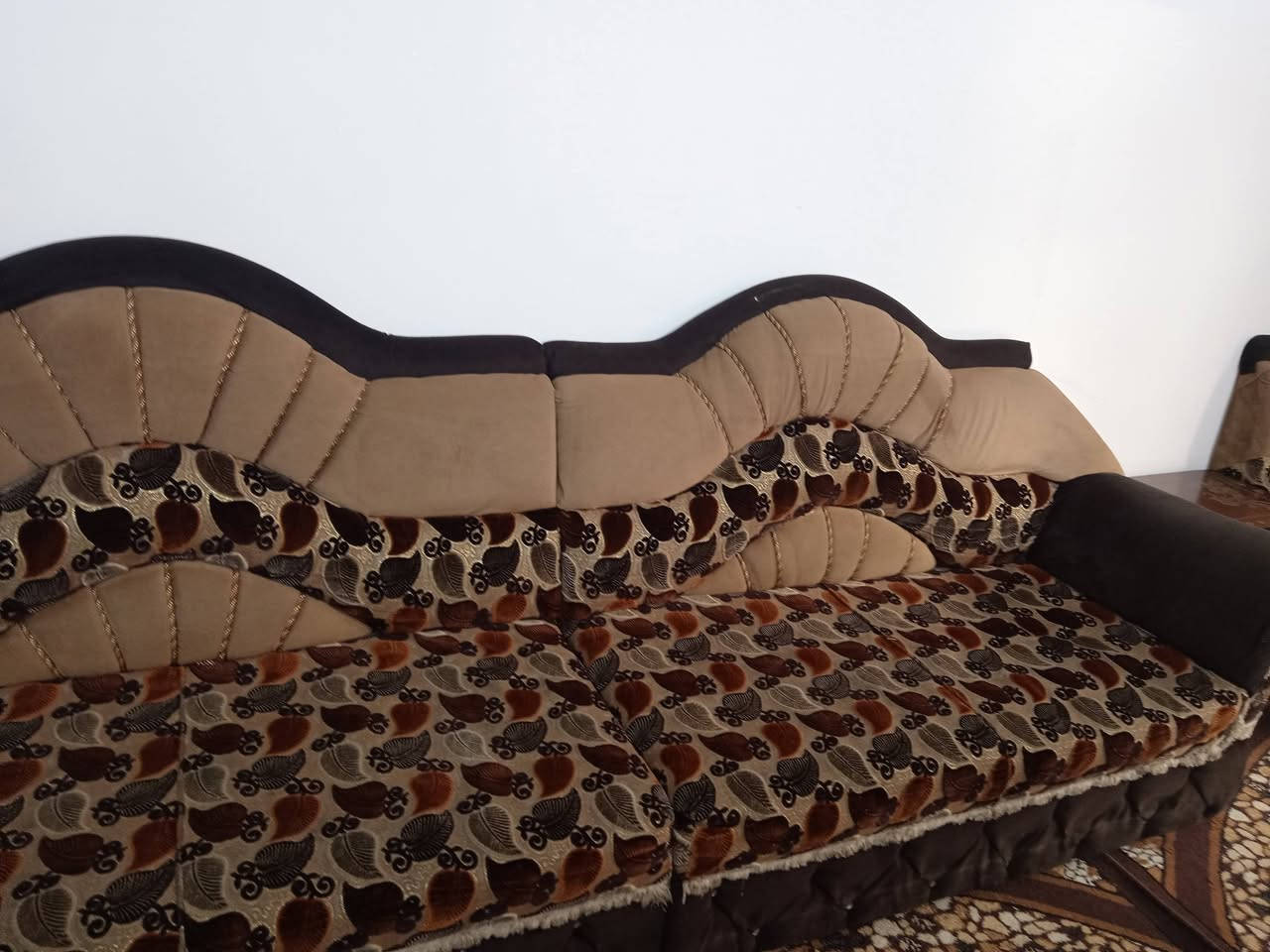 طخم للبيع النظافه فول الخشب ثقيل السعر ٢٠٠ وواضع بالصوره الشراي يراسلني  خاص  المكان بالمدخل مالشقق الخضراء


**إذا كنت صاحب هذا الإعلان وتريد حذفه لأي سبب، رجاءا أرسل رسالة إلى الدعم الفني**