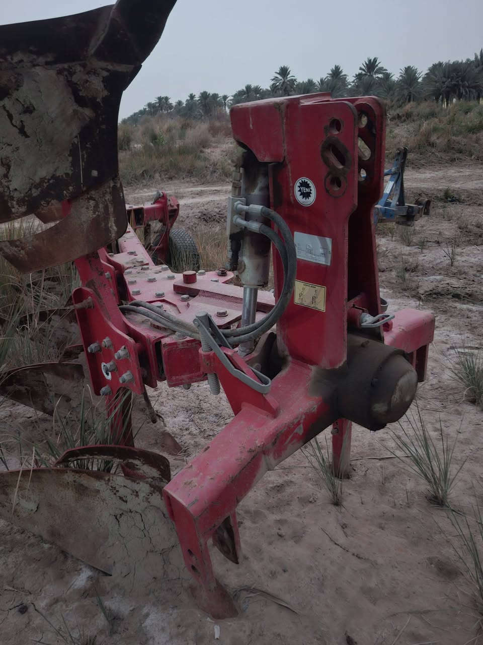 السلام عليكم
فدان خماسي قلاب للبيع 
العنوان بابل مشروع المسيب 
الاتصال والاستفسار على الرقم الاتي
***********
