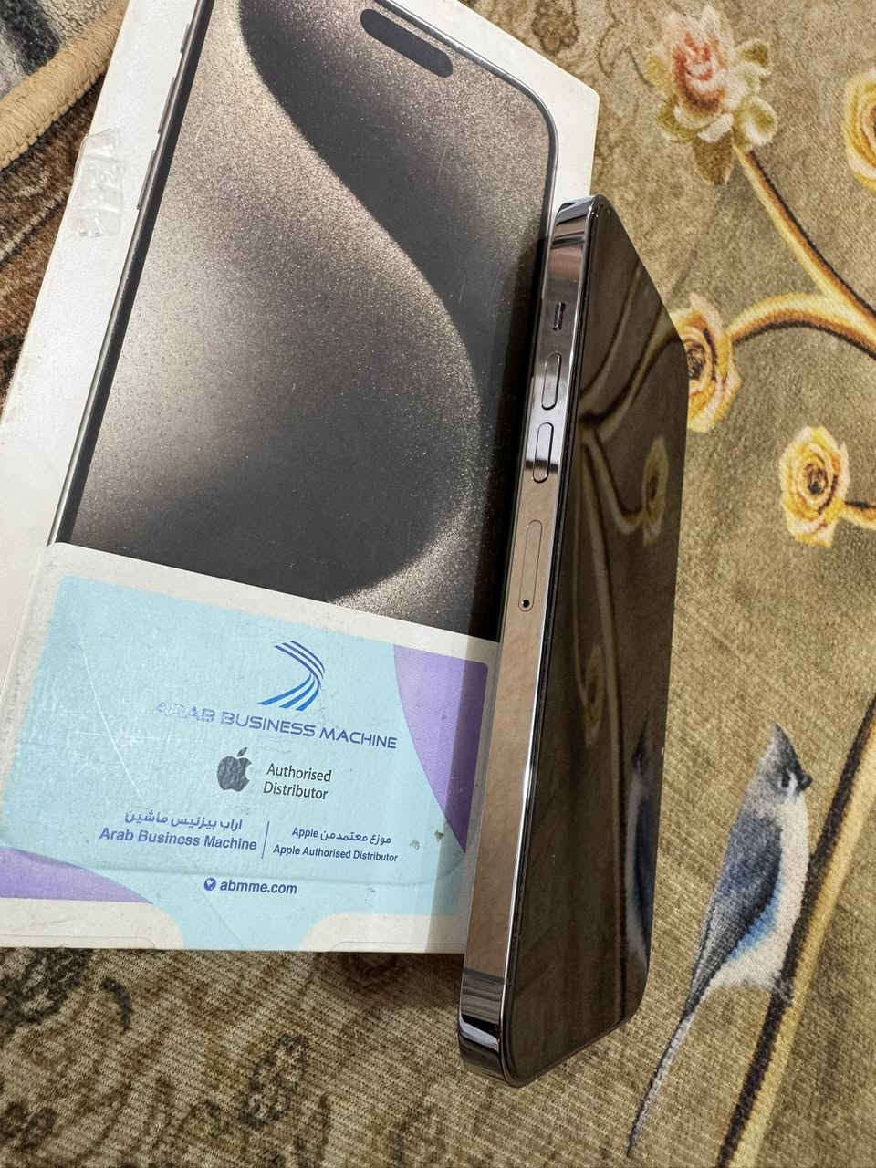 آيفون 13pro max أمريكي
ذاكرة 256
بطارية81الاصليه لامعلايه ولاملعوب بيها
وتر بروف جهاز نضيف ومكفول 
السعر 725وبيه مجال بسيط 
***********
