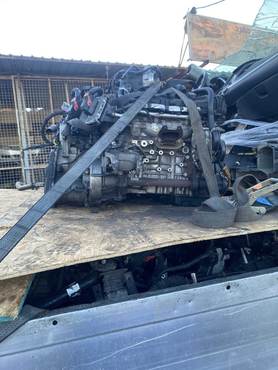 مجمع حسين شاكر الظالمي صيانه وقطع غيار الامبالا يتوفر قطع غيار جديد وتفصيخ مع كادر مختص بصيانة سيارات امبالا الحديث ولقديم  توصيل متوفر الى جميع مناطق العراق 🇮🇶 للحجز ولاستفسار الاتصال او المراسله على الواتساب *********** // ***********
