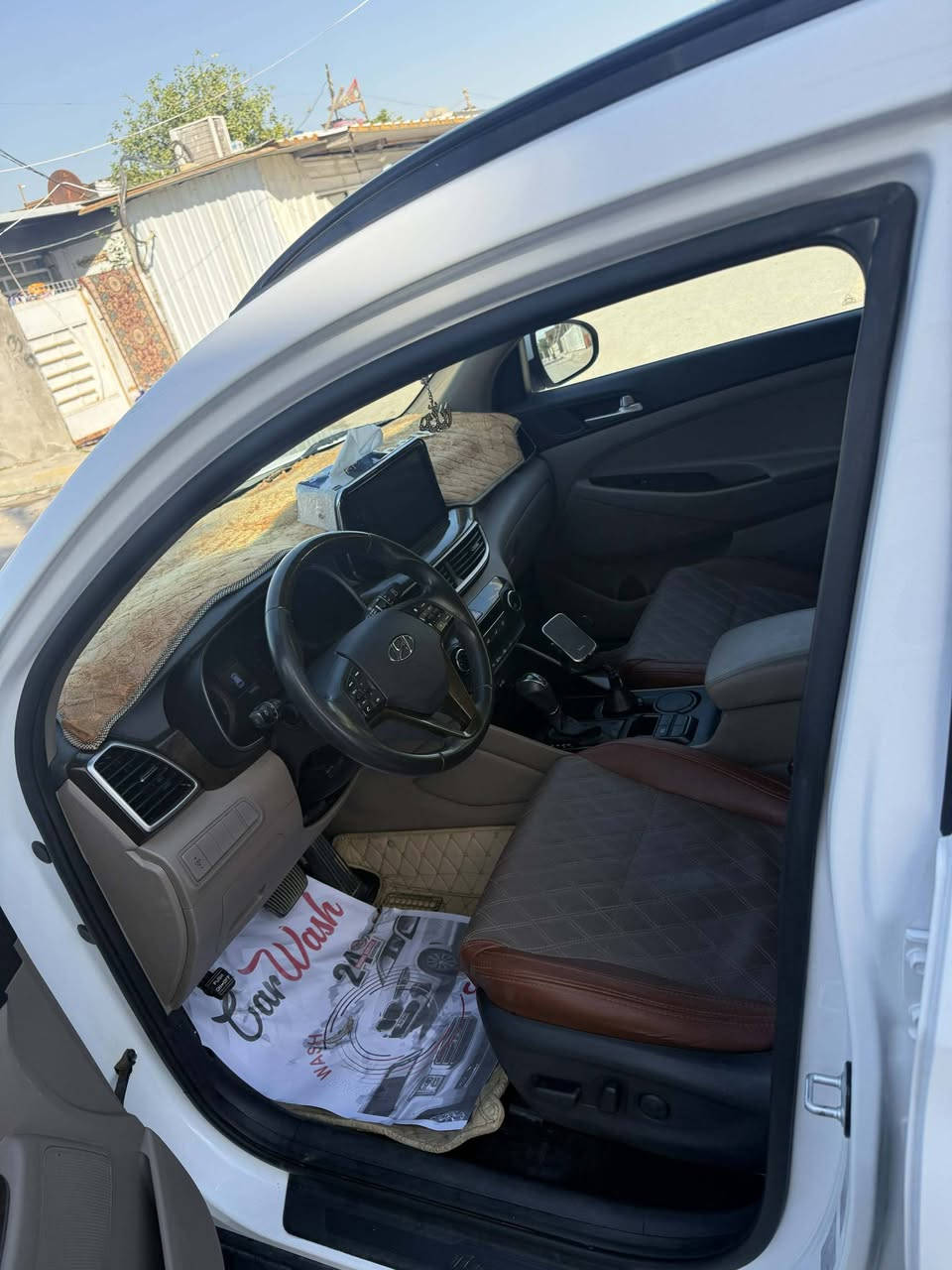 السلام عليكم
توسان خليجي شركه الكاصد
محرك 2000 
موديل 2019
بنورما
مكفوله ماعدا شخط بسيط من جه الباب الايمن
سياره جديده بمعنئ الكلمه
عداد المسافه 56 الف حقيقي
تخم تاير جديد
سبير منازل
سياره بالعافيه على الياخذه
مكان السياره بغداد المحموديه
رقم ***********
