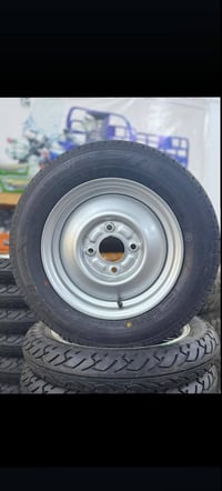 تايرات للبيع 13 جدد مال 24  تريدهن هن والوياله تريد بس تايرات  الشراي ...