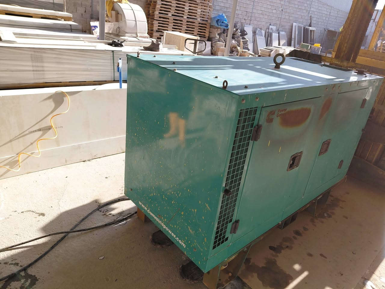 السلام عليكم
للبيع
كمنز 
22 كيفي
امريكي اصلي
كاتم بلادي 80‎%‎
3 فيز
برودكشن 
مولدة جديدة استخدام جداً قليل وكلشي بيها بلادي
نجف حي الحرفيين 
***********
