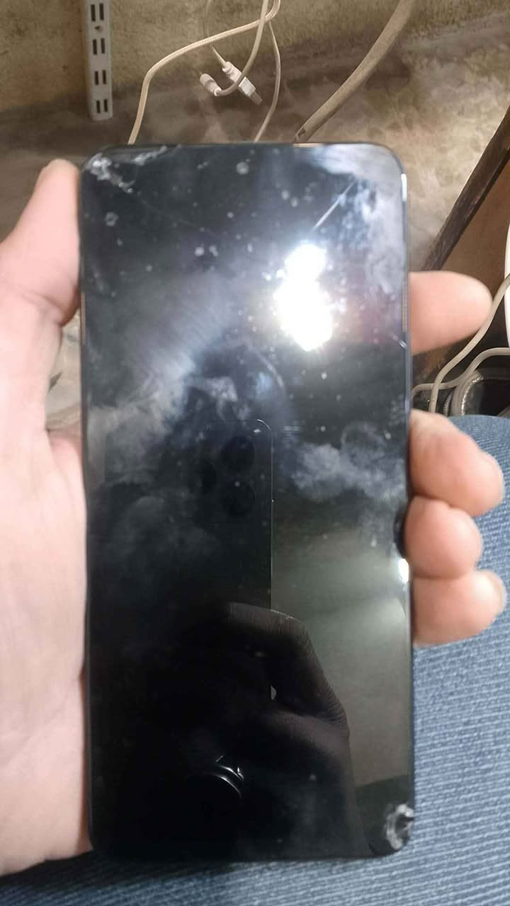 اجهزه للبيع كلهن شغالات وتمام كل واحد وسعره 
سامسونك m11 ذ ٣٢ السعر ٣٥
هواوي y6p ذ ٦٤ السعر ٤٠
هواوي y7 ذ ٦٤ السعر ٤٠
ريلمي c53 ذ ١٢٨ السعر ٧٠
سوني بي فطر ذ ٣٢ السعر ٢٠
ايفون ٦ ذ ٦٤ السعر ٣٥
كلكسي y5 برايم السعر ٢٠
ايفون ٥ اس ما مفتوح السعر ١٥ الف
مكاني بغداد حي الامين *********** بغداد, العراق
