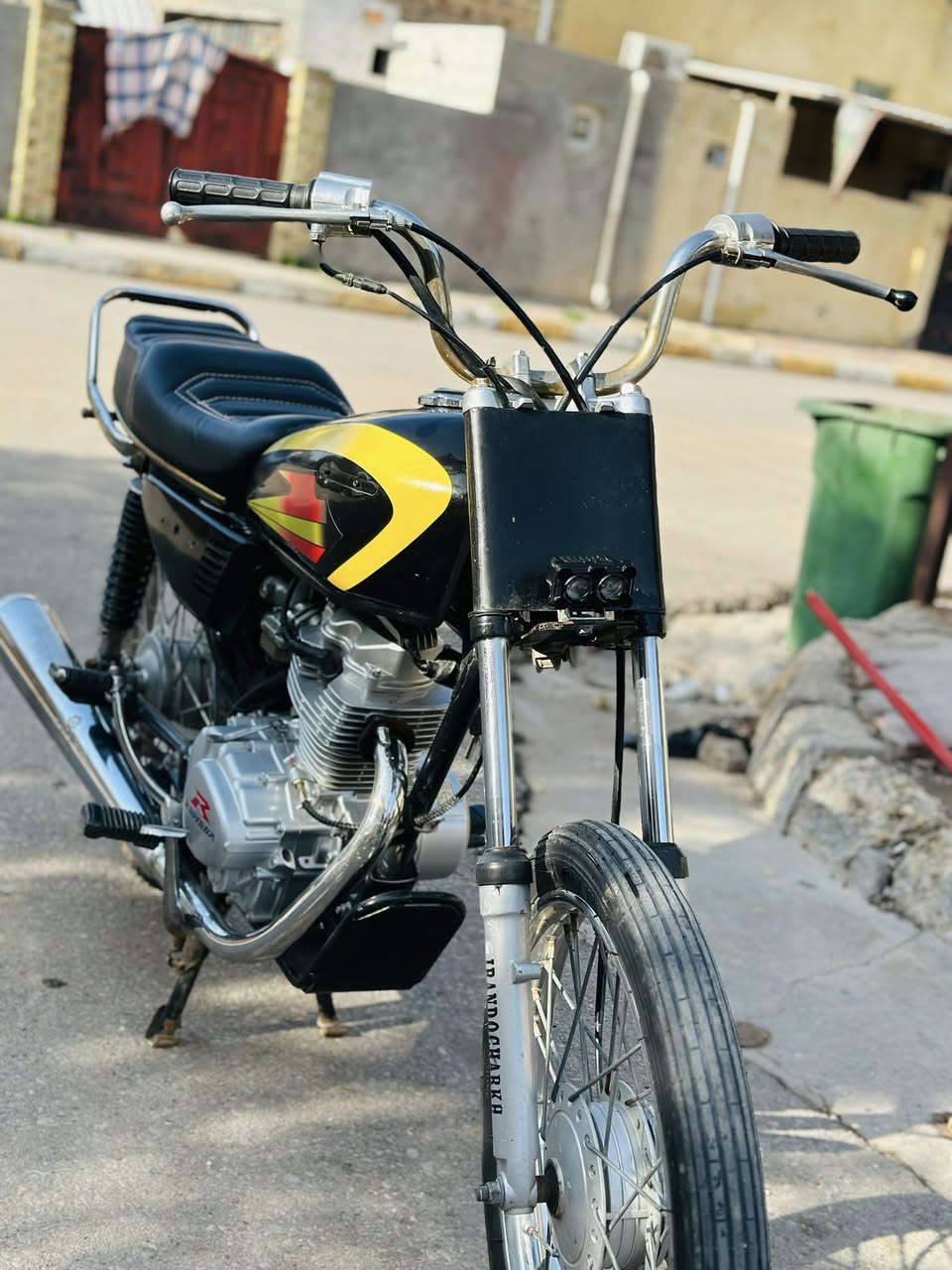 ‏للبيع اوراق.       ***********
