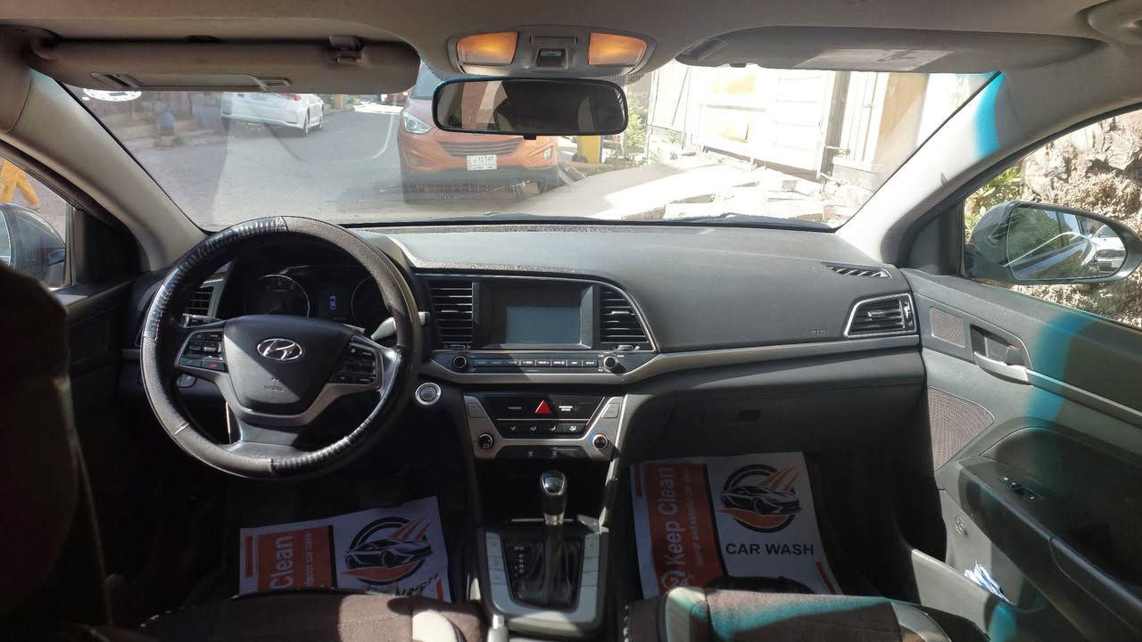 النترا موديل 2018 وارد حادث بسيط جدا سيارة فول مواصفات
للعلم سيارة هزة جديدة ورقم جديد وحلو ، وسنوية جديدة  ناشرها سابقا للسيارة قبل ماسوي رقم واجدد سنوية
اضرار سيارة بنيد مصبوغ ومبدل وجاملغ يسار بارد ومصبوغ حادث منشور بالصور بسيط كلش
سيارة تشغل وتطاع كبل ربع ماتصرف عليه كل نقص مابيها حدادية ودهن جديد قبل اقل من شهر سويته
ماشية 125 كيلو قابلة للزيادة
المواصفات
1- محرك 2000 دوش  + ثلاث انظمة قيادة 
2- تحكم ستيرن فول من الجهتين مع مثبت سرعة كروز و ستيرن تدفئة
3- نقطة عمياء في المري الجانبية بالاضافة الى صوت رادار اذا سيارة قربت عليك مري كهرباء التحكم مع اشارة في المري
4- الكشن تدفئة المقعدين الامامية +الكشن الاصلي مخمل نظيف فول و دوشمة جلد
5- تدفئة وتبريد شغالات وميحتاج اسولف بالتبريد مالته وشغالات 100%
6- فتحة سقف سلايد روف طكتين
7- بصمة تشغيل + بصمات في يدات البوب الامامية بالاضافة الى لدات في اليدة و صندوق بصمة
8- دخول ذكي + جهاز انذار حماية السرقة بلادي
9- صندوق ذكي مجرد وقوف يمه لثواني يفتح يفتح
10- كاميرا 360 درجة
11- شاشة حجم كبير كار بلي و اندرويد + بلوتوث + منفذ usb +AUX
12-لد امامي نهاري 
13- مانع انزلاق تكدر اطفي و اتشغل
14- شاشة الدشبول تظهر الاعطال
الاضرار مال حادث الوارد فقط مثل ما موضح بالصور
بنيد مبدل و مصبوغ و جاملغ اليسرا راجع بارد  فقط هذا حادثه
السعر 125 ورقة بيها مجال حك الجيه


**إذا كنت صاحب هذا الإعلان وتريد حذفه لأي سبب، رجاءا أرسل رسالة إلى الدعم الفني**