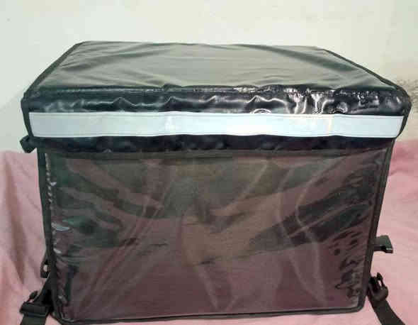 السلام عليكم عندي صندوق ديلفري جديد وبعده بلايلونه صارلي اسبوع من أخذته وما احتاجيته سعره 15 الف اذا حاب تشتري هذا رقمي *********** عنوان. الديوانيه الاسكان حي الغدير
