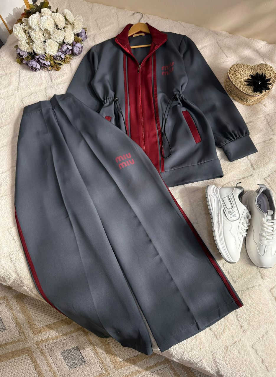 تكرار🔥🔥

طقم قطعتين❤‍🩹

خامة هوريم دابل تركي
38-40-42-44-46-48


**إذا كنت صاحب هذا الإعلان وتريد حذفه لأي سبب، رجاءا أرسل رسالة إلى الدعم الفني**