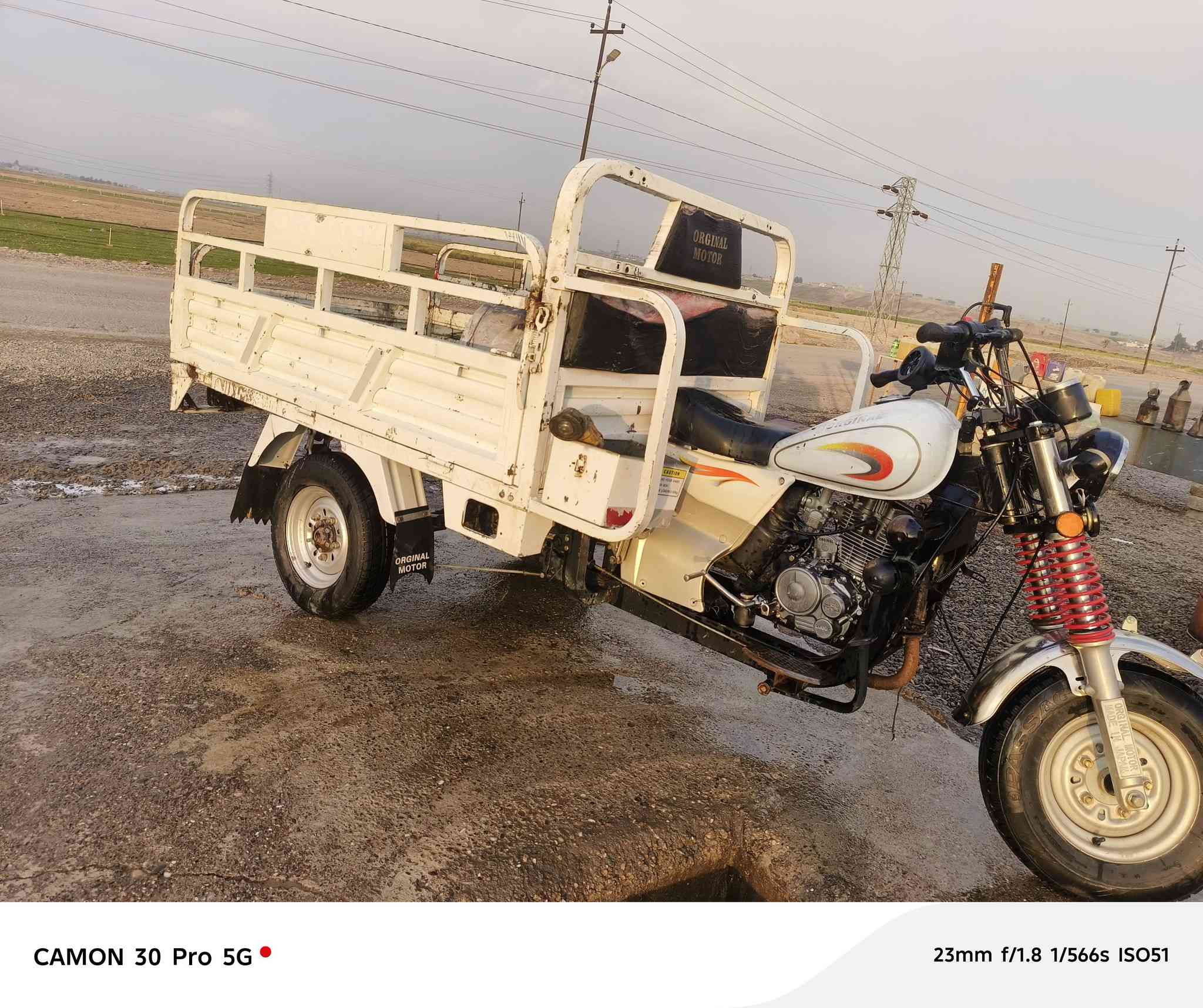 السلام عليكم ستوته موديل 20 محرك ما مفتوح شرط منفيس موجود كهربائيات كامله سلف كل شيء شرط شاصي شرط السعر 800 وبيها مجال قليل المكان عوسجه شير تاكسي ثقيل خفيف ***********
