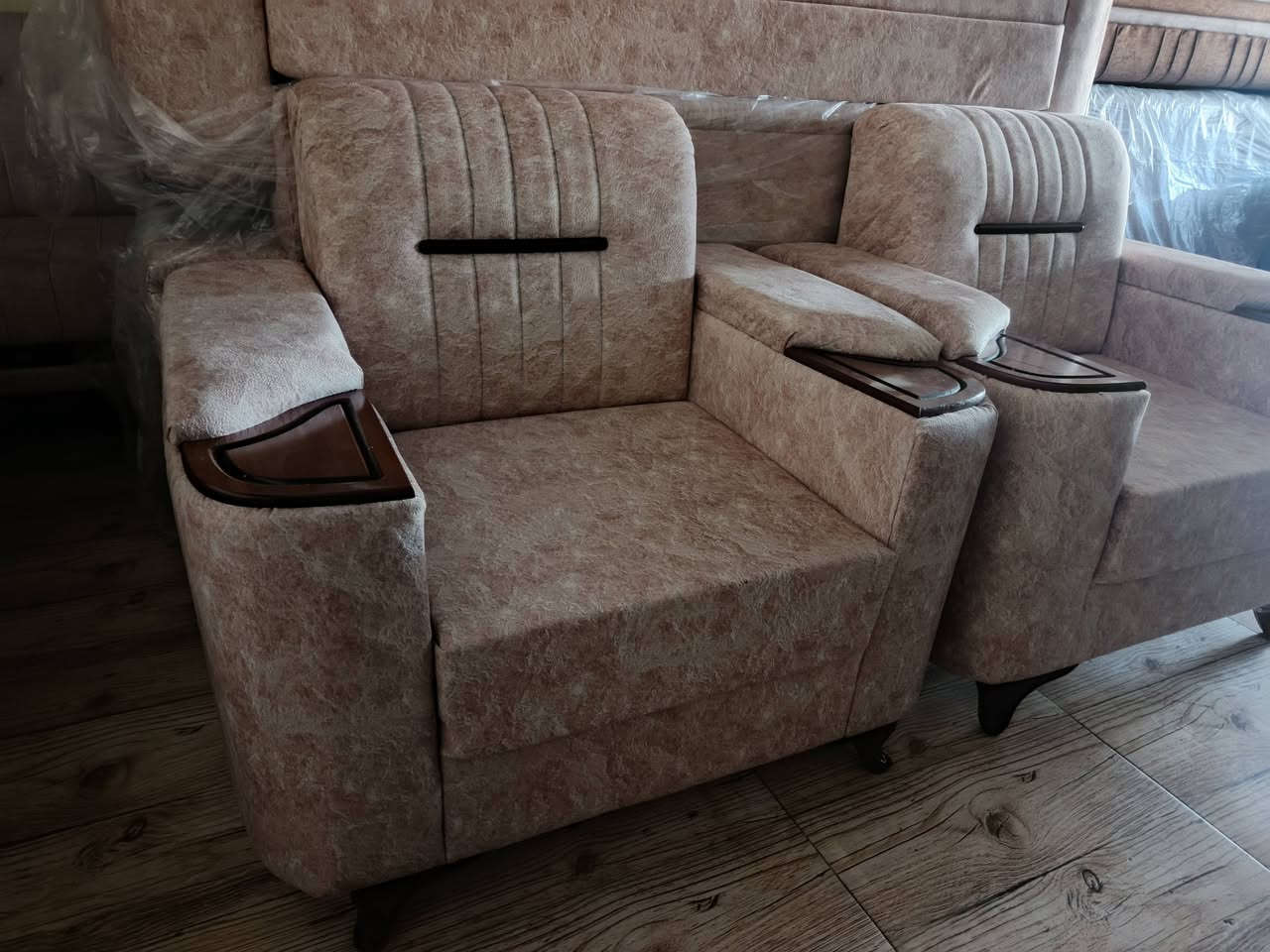 كولشي بلمنشور للبيع واروس الجديد بلقديم مامتواجد بلفيس اتصل وشرفنه الكوت العزه الجديده 

قرب مدرسة 🏫 العزه الابتدائيه 

قرب كراج العزه 

للاستفسار  مراسلة الصفحة او الاتصال

هاتف 📞 ***********
هاتف***********حيدر البدري ملاحظ ادوشم المستخدم مامتوجد بلفيس وتساب او اتصال فقط
