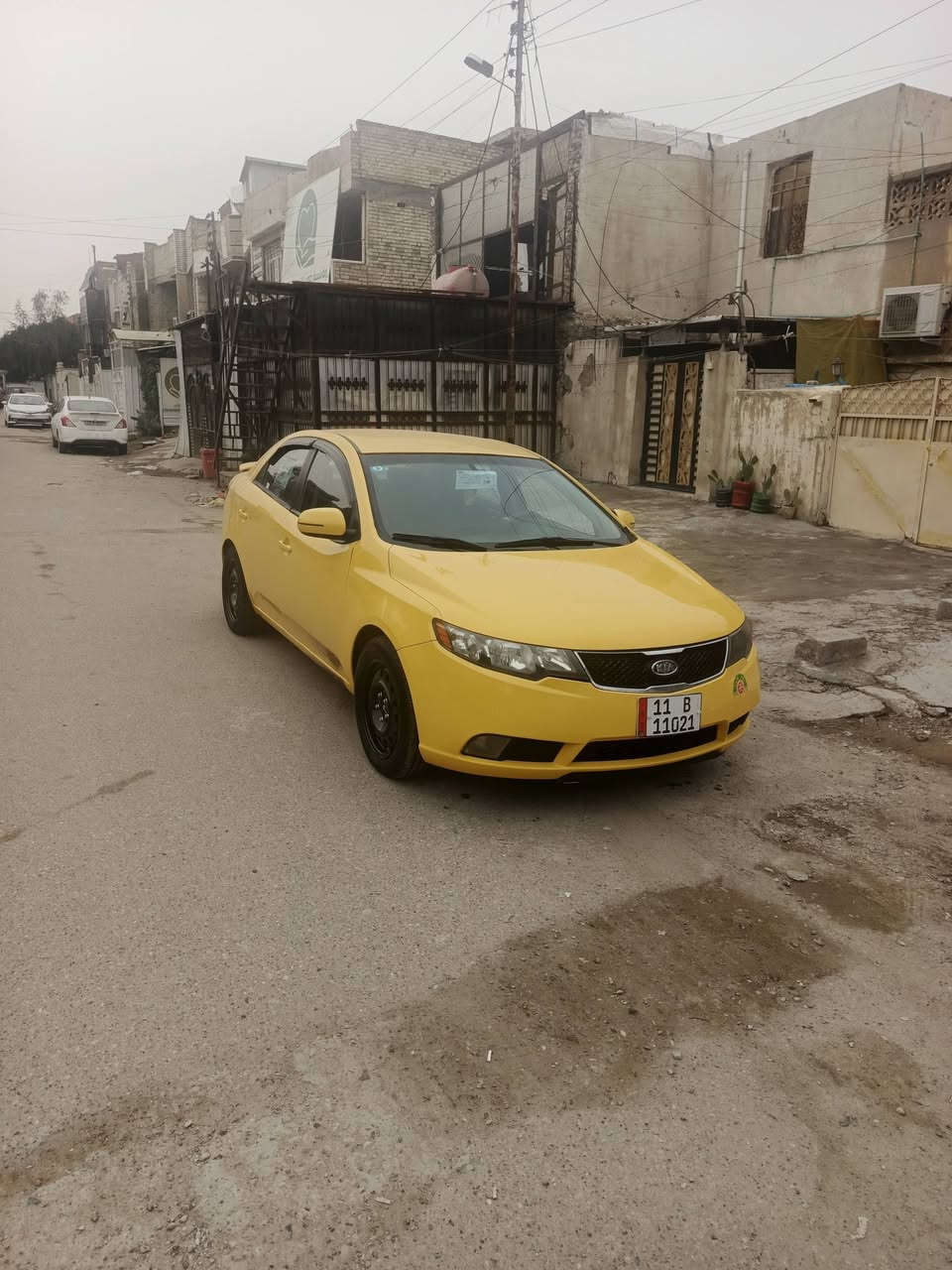 كيا فورتي موديل 10 رقم بغداد الانكليزي باسمي السياره كامله اي نقص وارد امريكي محرك ٢٠٠٠ دوش ضربتها جاملغ جهه السايق فقط تحكم ستيرن صدر، حداديه تبريد محرك كير خير من الله تحويل شوكت ميعجبك السعر ٨٨ وبيها مجال بسيط مكاني بغداد الشعب ***********
