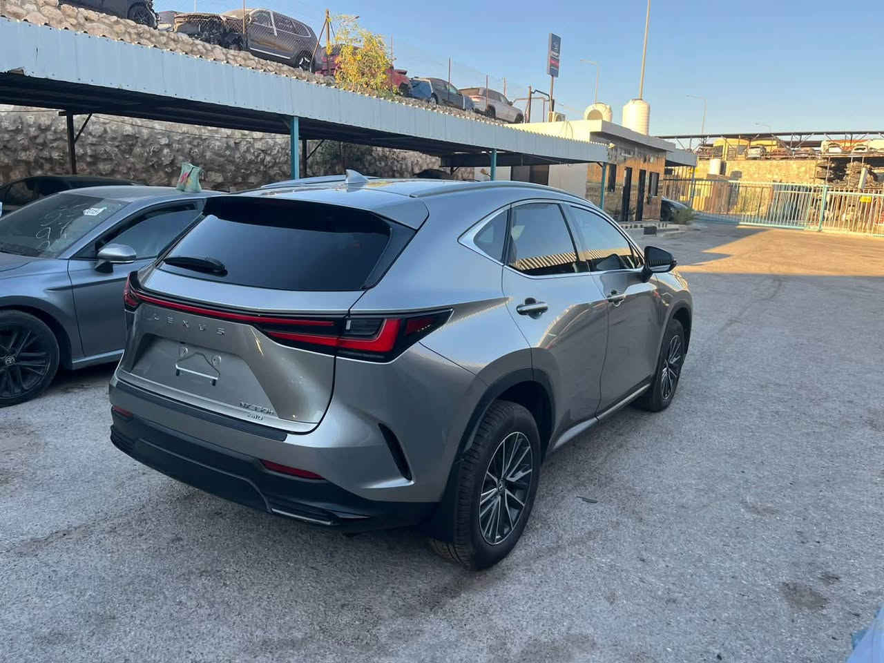 لكزز nx 2025 هايبرد
صبغ جاملغ وبنيد 
دعاميه اصليه نفس الون
سياره تدخل ع كتاب الشهداء 
السعر 220 حره بيها مجال بسيط 
ماشيه 30 الف كيلو
للاستفسار 
***********
او زياره موقع شركه الناجح بغداد حي الجامعه
