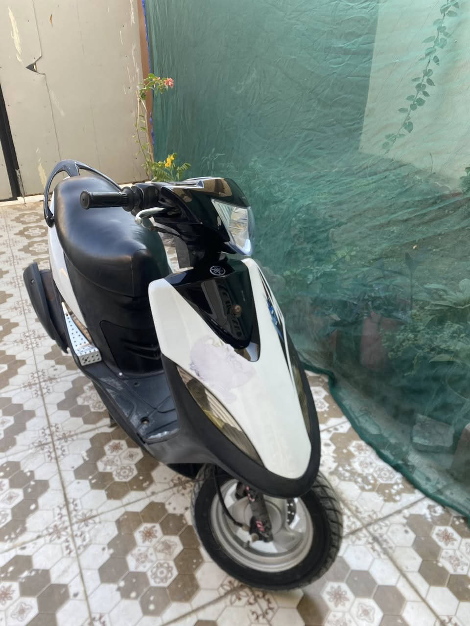 السلام عليكم ماكس للبيع نكره سلف كل شغال بيها ب٨٠٠ مجال بسيط وبيعها مستعجل كلش ***********
