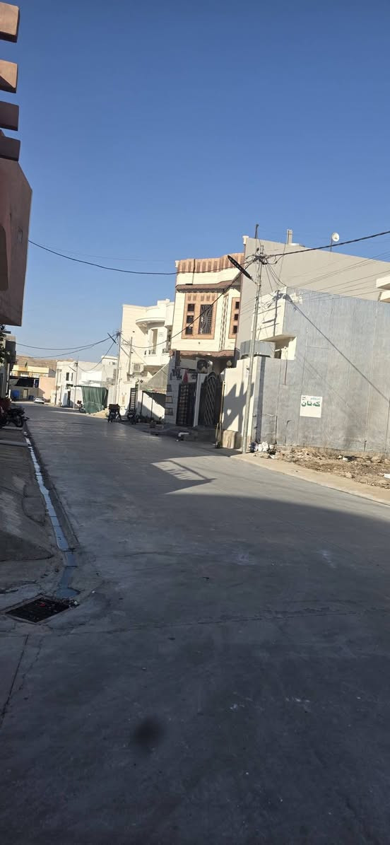 دار للبيع في منطقه حسن المجتبى
المساحه ١٠٠ خلف اسواق حسن صابر 
للإستفسار الاتصال على الرقم 
***********
