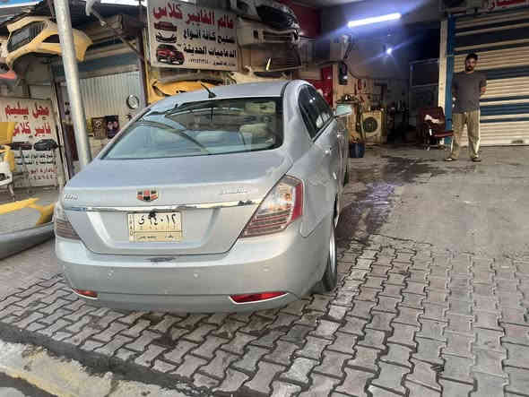 السلام عليكم ام كراند c7 موديل 2013 سياره قطره صبغ مابيها ولا خياس السياره كير مكينه خير من الله حداديه صدر خير من الله  وتخم تاير مواصفات السياره شاشه كامره فتحه وي كب اشاير بالمري جلد السعر 54 وبيها مجال حك الجيه العنوان بغداد المشتل الهاتف ***********
