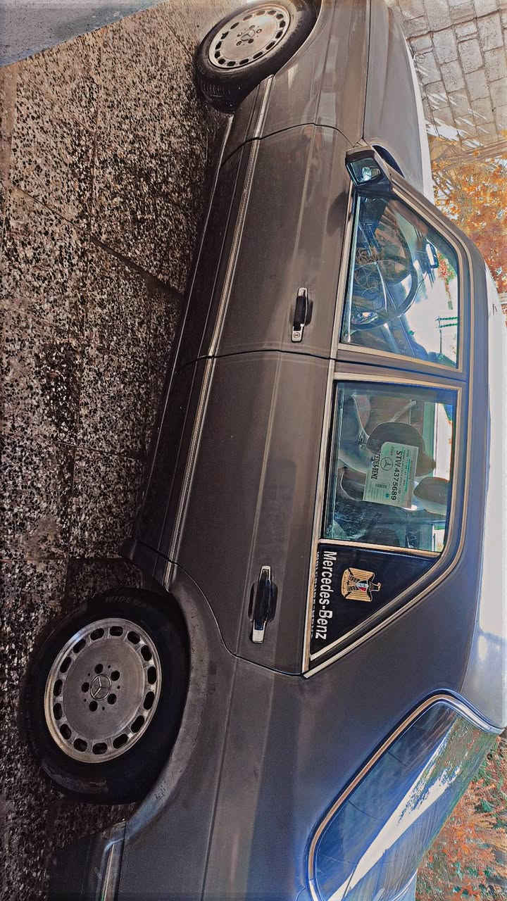 سلام عليكم سياره للبيع نوع مارسدس موديل 90 رقم بغداد دولي سنويه 29 سياره كير ومحرك محور 3000 تخم تأير صدر امامي خلفي نص عمر   بيهه خياسات بل ذيول وملكطيهن سياره جانت مهموله ويرادله تلحيضات بصيطه   مكان  سياره بغداد 43 وبيه مجال ‏‪0770 278 9284‬‏
