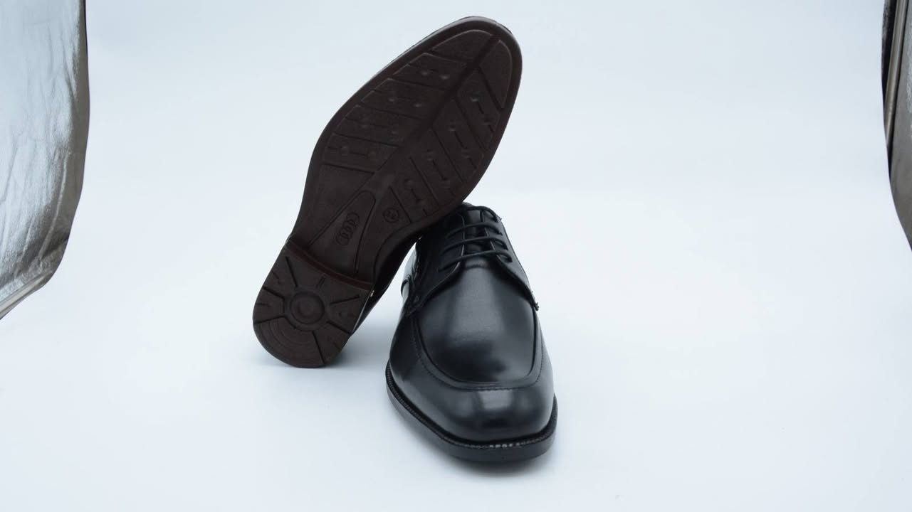 İç dış dana derisi comfort sistemli Ayakkabı 
İletişim 05510900250


**إذا كنت صاحب هذا الإعلان وتريد حذفه لأي سبب، رجاءا أرسل رسالة إلى الدعم الفني**