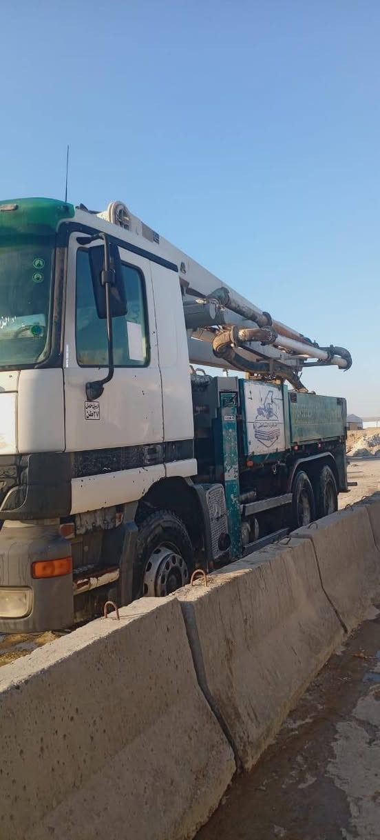 للبيع بم شوينك حجم 30 اربع جبات دبل مضخة وشوط طويل وربل 230موديل 2002 جاهز وشرط الفحص والشغل 
وات ساب ***********
