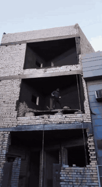 كادر من الفلوجة متخصص في تصميم وتنفيذ الواجهات وتساب ***********
