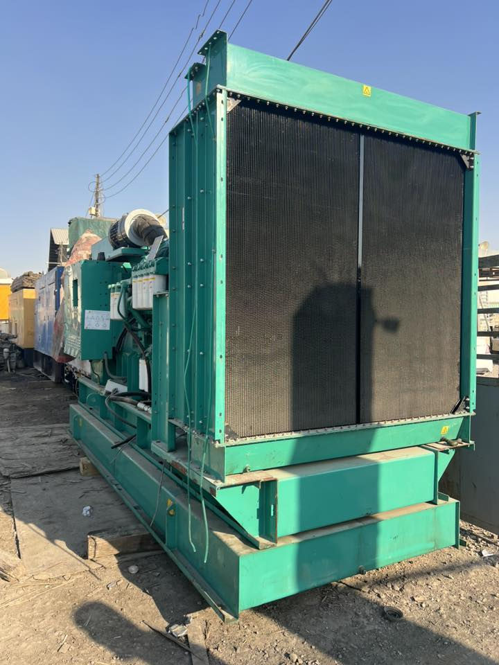 كمنز QST30-G4 
1000kv 
وارد بيرطاني 
ساعات العمل 100 ساعة 
المولد شرط الفحص والحمل 
يوجد كافة انواع واحجام المولدات 
من 10 kv الى 2500 kv 
يوجد نقل كافة المحافظات 
للستفسار التواصل ع الارقام 
***********
***********
وتساب
