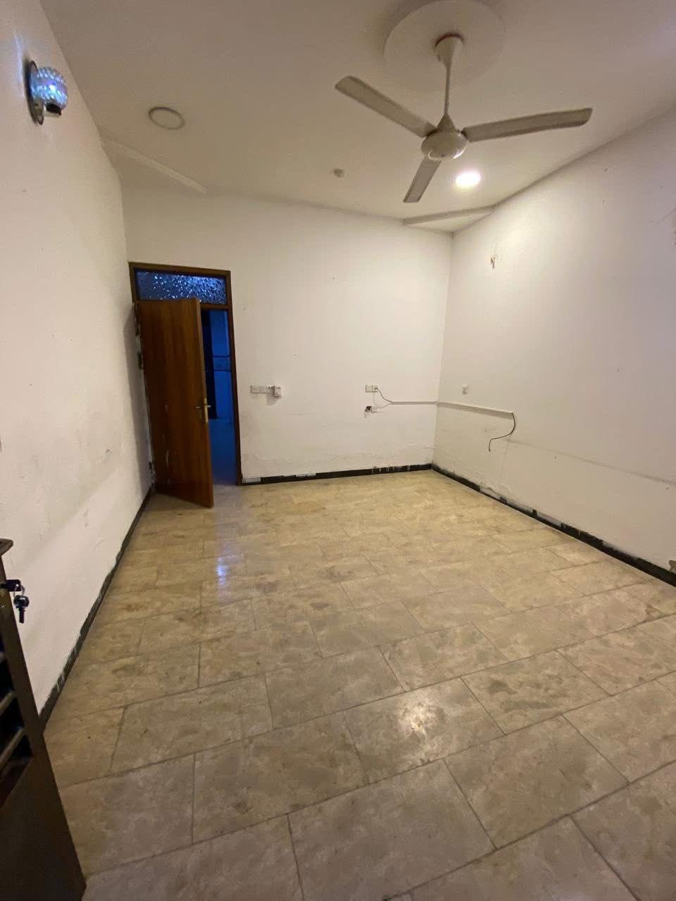 للإبحار في السيديه
دار سكني مساحه 50 متر يتكون من 

صاله مطبخ خدمات غرفتين نوم سعره 750 الف 

ضهر النخل 

للاسـتفسـار الاتـصال علـى الارقـام التـاليه  او زيـاره مكـتب عبدالله الرفيـعي السيـديه_شارع الضـباط_ مقابل مجـمع لحـوم جويـلي 

***********

مكتب عبدالله الرفيعي

مؤمن الوليد للاستثمار العقاري

‏‭0770 010 5930‬

المنتضر للاستثمار العقاري 

‭+964 770 712 2380‬

━━━━━━━━━━━━━━━

#بيت #عقارات #منزل #بيع #وساطة_عقارية

#شركة #سيدية #بغداد #عراق

#عقارات_السيدية

#عقارات_الكرخ #ايجار_تجاري

#بنايات_سكنية

#عقارات_القادسية #عقارات_اليرموك #عقارات_المنصور

#عقارات_الحارثية #عقارات_الكاظمية #عقارات_الاعظمية

#عقارات_العطيفية #عقارات_حي_الجامعة
