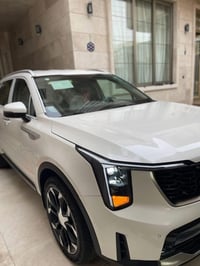 سورنتو ٢٠٢٤ • ٦ سلندر ٣٥٠٠ • رقم واسط