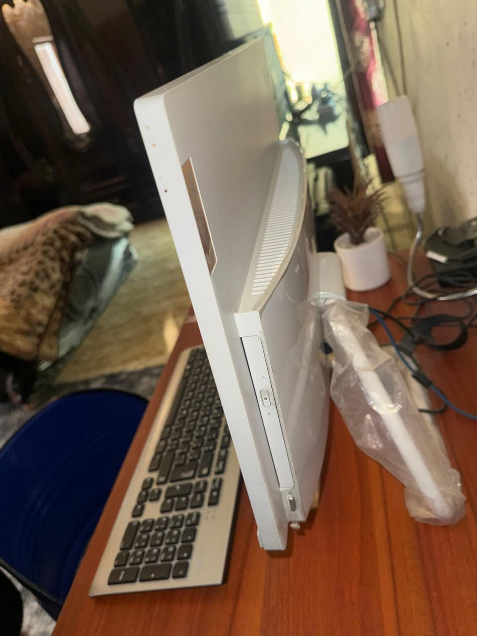 السلام عليكم  حاسبة لينوفو ال ان وان  يعني الكيس داخل الشاشة للبيع 

Lenovo IdeaCentre A340-22ICK

* معالج: Intel Core i5-9400T
* رام: 8GB
* هارد: 1TB HDD
* شاشة: 21.5 بوصة FHD

السعر ماعرف حالياً شكد قيم بما يرضي الله واخذها بلعافية عليك 

عنواني بغداد ومتوفر توصيل الحاسبة نظيفة جداً بعدها بلجيس موجودة غراضها وكارتونتها والماوس والكيبورد


**إذا كنت صاحب هذا الإعلان وتريد حذفه لأي سبب، رجاءا أرسل رسالة إلى الدعم الفني**
