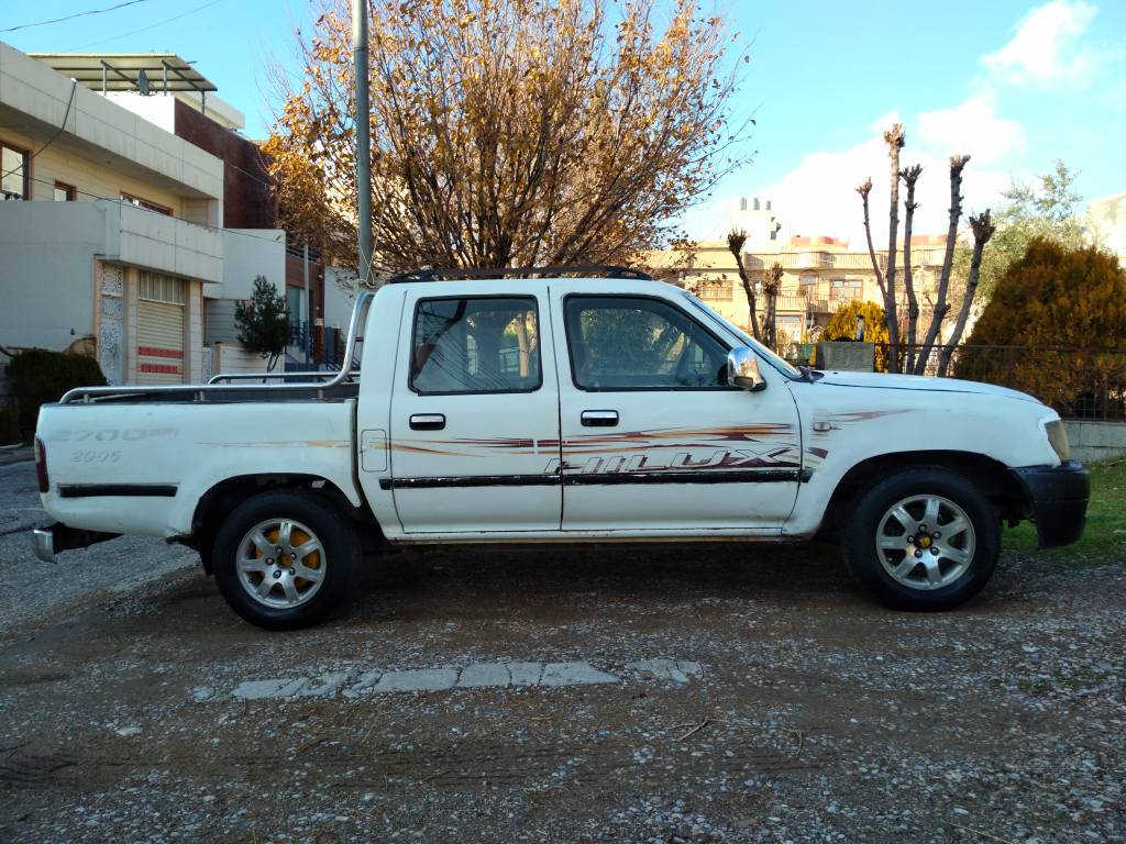 ئەم پیکابە بۆ فرۆشتن 
ئەدمیراڵ 2005 
مەکینەی بەخاخ   4y
گێڕ و مەکینە و ئەکسلی بەشەرت 
ئاڕمی پلاستیکی سلێمانی بەشەرتی ئەوەلیات
ناو دەری زۆر جوانە 
تەرجیل و مکبەرەی تازە
ویل کەپ
کارەبای مەزبووت 
سەیارەکە زۆر مەزبوتە و ماڵی کەسابەتە 
نرخی 32 گەڵا و معامەلە 
شوێن  سلێمانی 
تکایە نامە مەنێرە مشتەریت تەلەفون بکە بۆ خاوەنەکەی 
***********

***********   ....... السليمانية, العراق
