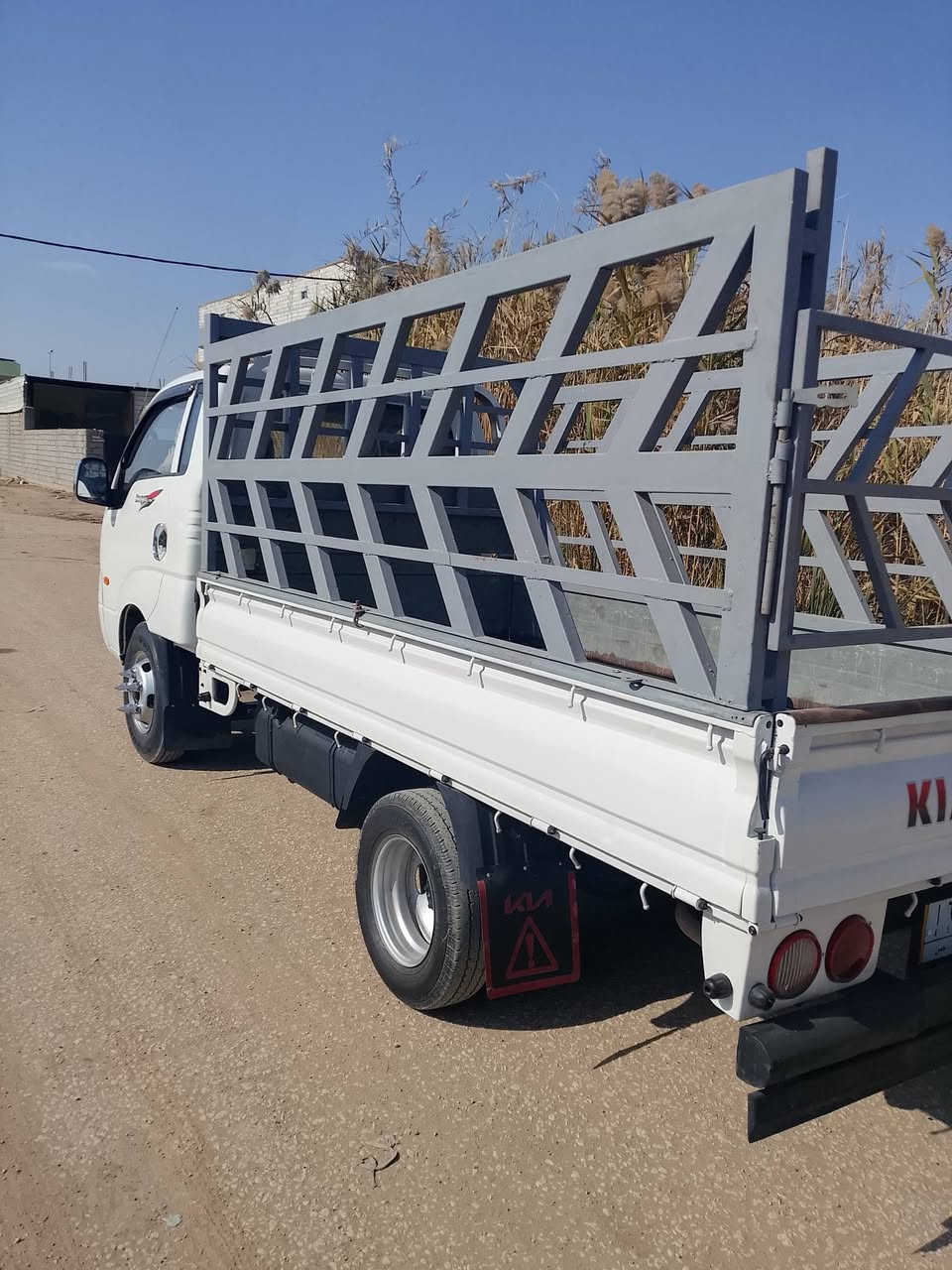 كيا فحل مسكر سبلاين موديل 8 رقم بغداد كفاله عامه مكينه توني شاده محور 14 محجر درجه  اولى تخم تاير جديد دوشمه حداديه تحويل مباشر ***********
المكان بابل قضاء القاسم
