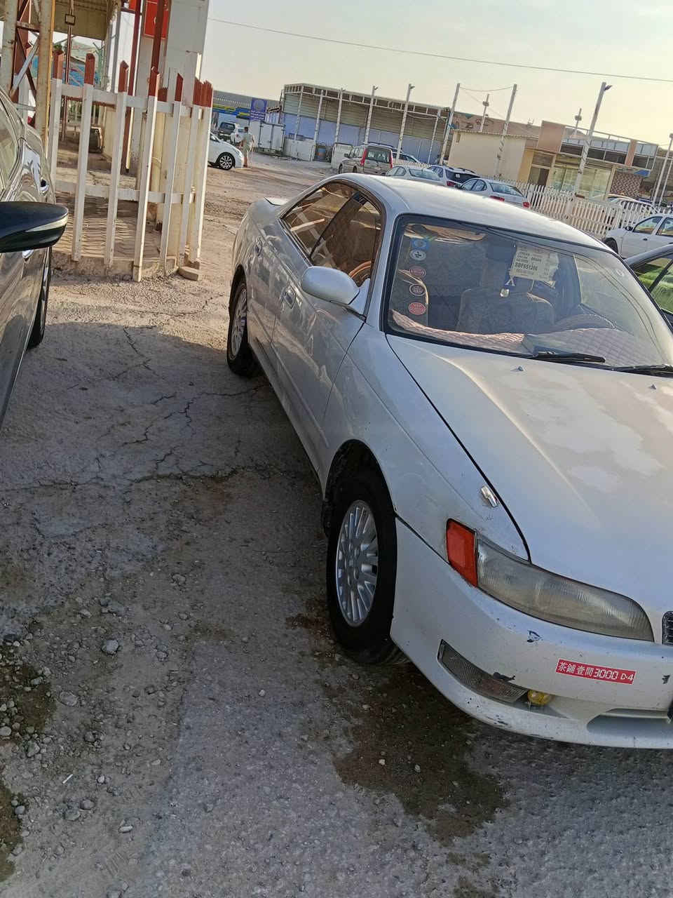 ​🛑 مارك 93 للبيع (كفالة ونظافة) 🛑
السلام عليكم.. @تويوتا مارك موديل 93 للبيع.

​الـمـواصـفـات:

​الموديل: 1993.

​التبريد: شغال وثلج ❄️.

​الجاهزية: السيارة جاهزة، محرك وكير وصدر كلهة بحالة ممتازة.

​البدي والكفالة: السيارة كفالة عامة من كلشي (كص، لغد، شاصي)، بيها فقط ضربة بالجاملغ الخلفي ومصلحة ومبينة بالصوره.

​💰 السعر: (62) وبيه مجال للشراي بعد المعاينة.

​📍 المكان: (النجف).

​📞 للتواصل: (***********:)
