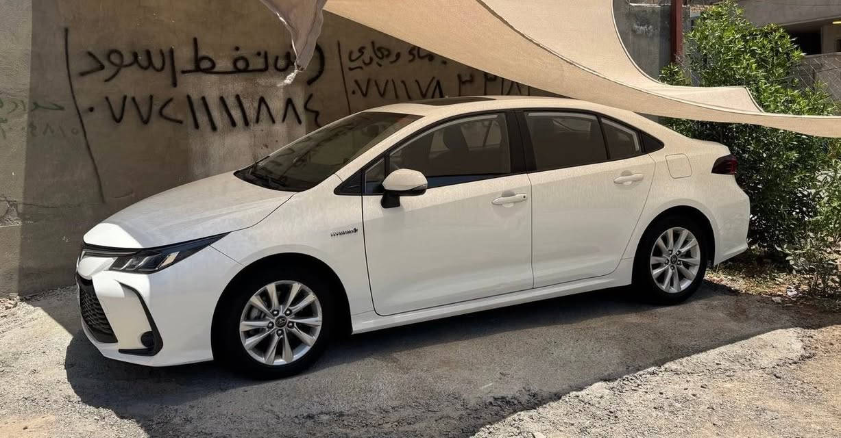 السلام عليكم للبيع كورلا هايبرد 2023 شكل الخليجي رقم بغداد سبق كفاله اليوم صار بيها طخه بل جاملغ الامامي وبدايت الباب فقط ماشيه 73 الف ناشرلك سونارها قبل الطخه وصور الطخه حاليا ابيعها ع طختها ب 126 وبيها مجال مكان بغداد الكرخ مكلف بل نشر  للاستفسار ***********
