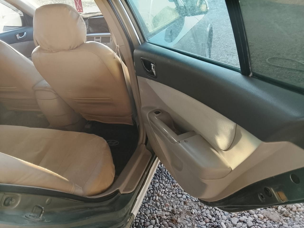 سلام عليكم من رخصت الادمن للبيع او مراوس سوناتا موديل 2008 مصبوغه احزام ليبل واحد كير ومحرك وصدر خير من الله محرك 2400 رقم انبار انكليزي سعر 90 وبيه مجال قليل مكان السياره فلوجه النساف هاتف ***********
