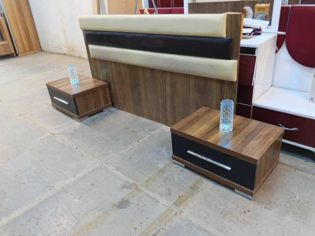 غرفه تركي 6قطع اخت الجديده..السعر 400 مع شد ونقل.الحجز واتس ***********
