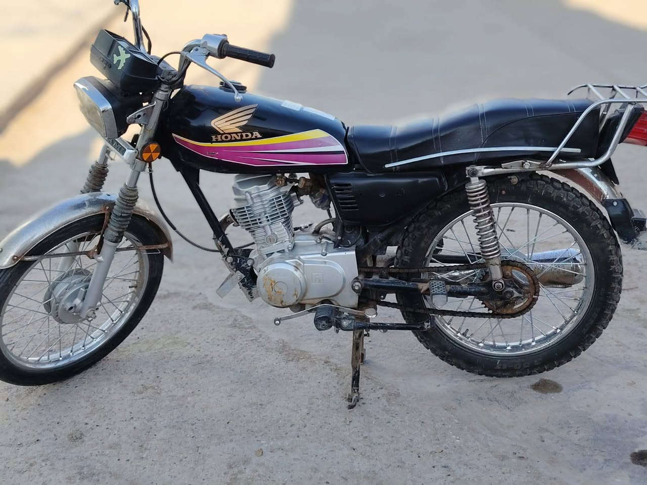 سلام عليكم دراجه تعمير البيع كلك السعر 350 او بيه مجال مكان القاسم ***********
