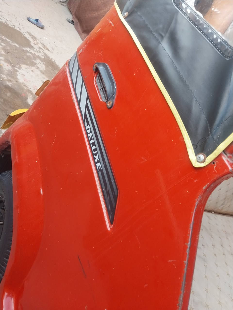 سلام عليكم تكتك للبيع ١٩كامله كبل للشارع ٧وراق اصليه كامله كبل للشارع لاضربه ولاصبغ بس اهلالات فقط تحويل من شركه كامله كبل للشارع نكرة سلف مدينه الصدر سعر 3وبيه مجال قليل اتصل وتدلل ***********
