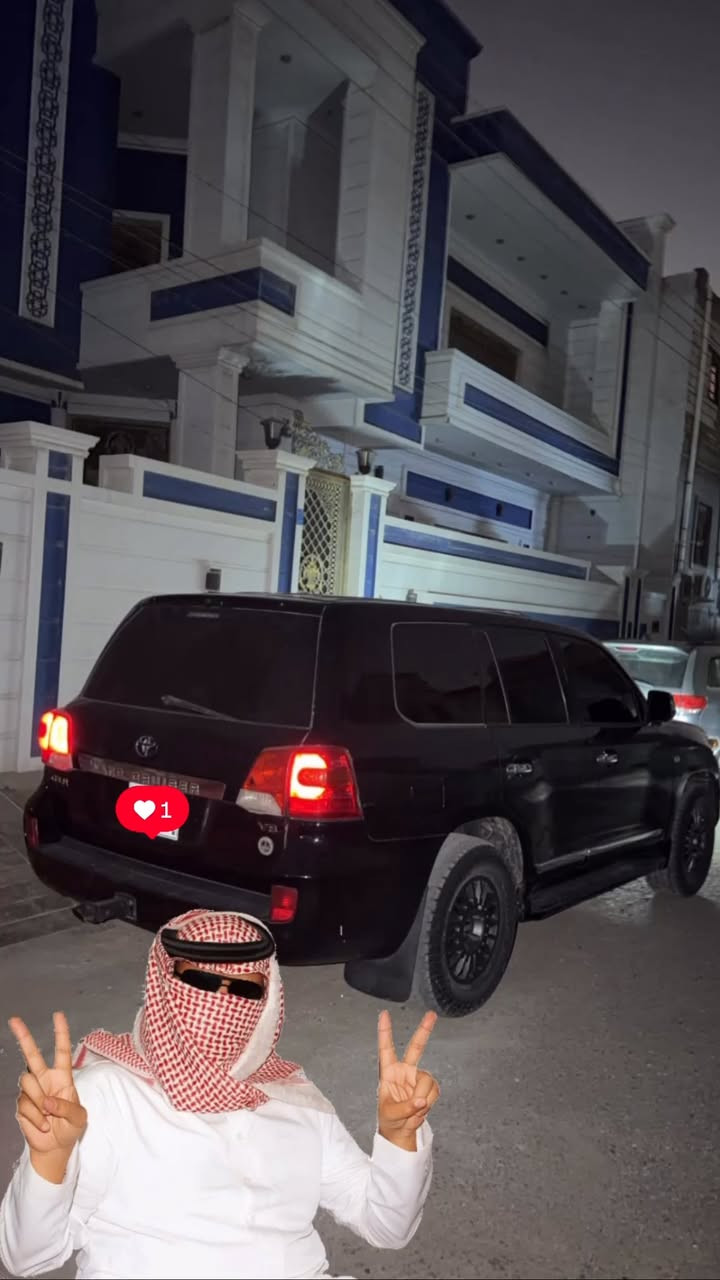 لاندكروز ٢٠١١ ادوات
V8 ثمانية سلندر 
جاهزه بدون نواقص 
مكاني البصرة 
١٦٥ وبيها مجال بسيط 
*********** 
***********
