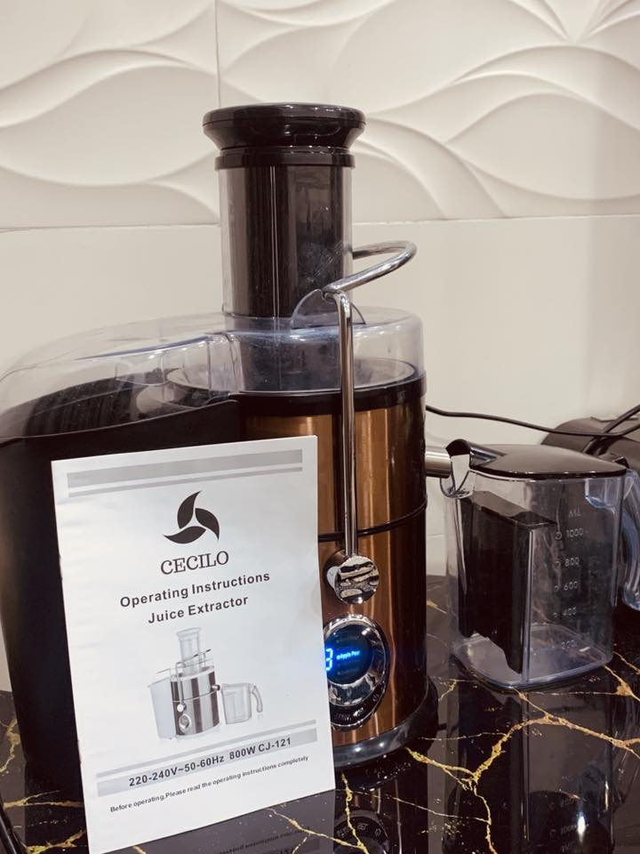 عصارة فواكه رقمية نوعية حديثة تعصر  جزر وكافة انواع الفواكه والخضراوات جديدة مستعملة مرتين فقط السعر 70 وبيها مجال التواصل على الرقم ***********
