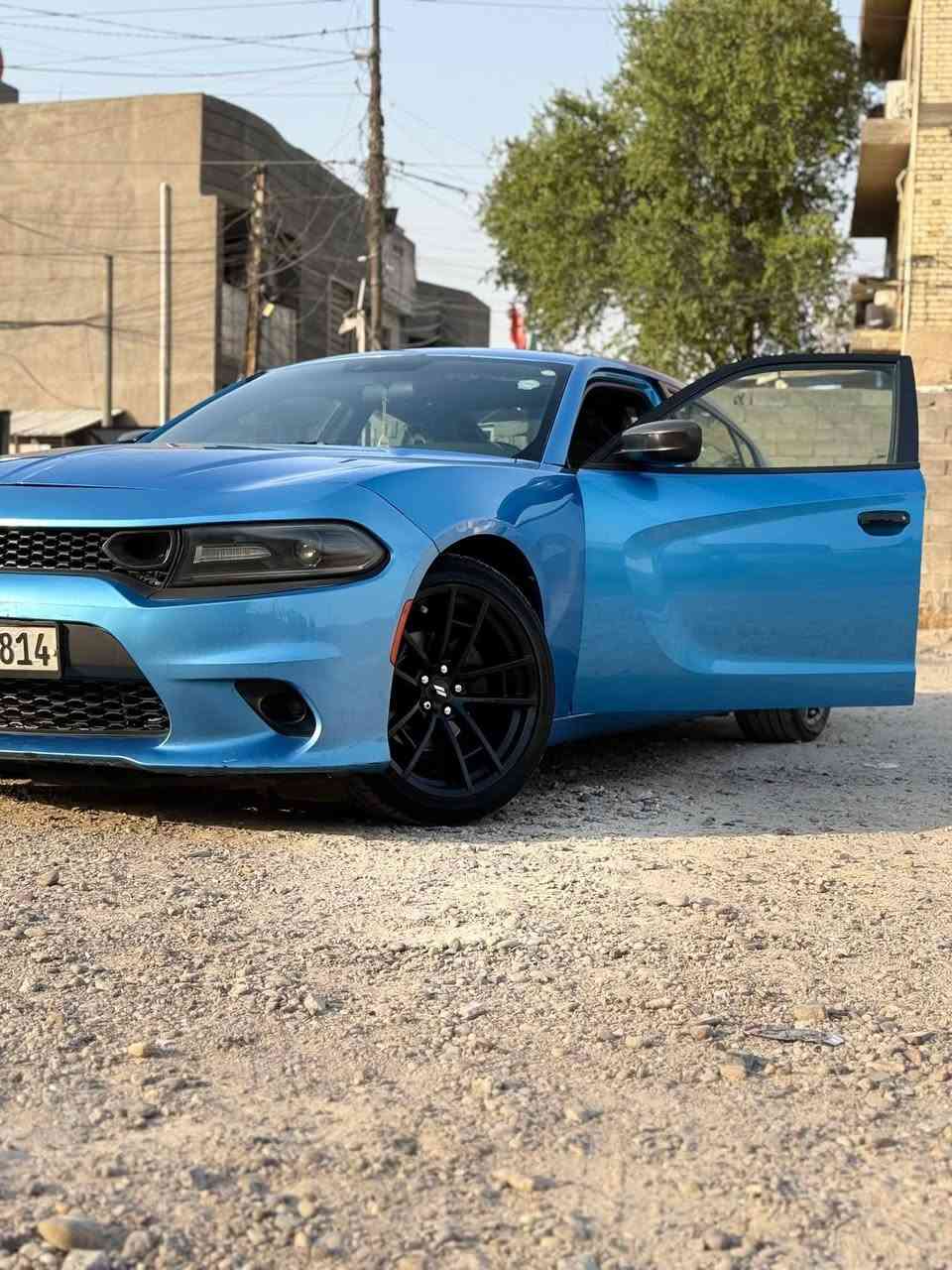 سلام عليكم من رخصت الادمن جارجر موديل 2019 للبيع
مواصفات SXT المعروفه 
سياره ماشيه 69 الف حقيقي 
حادث سياره بارد جاملغ خلفي بدون ايرباك 
تعتبر كلين سياره جديده معنى كلمه 
مكان السياره البياع الشرطه الخامسه 
رقم الهاتف ***********
واتساب فقط 
(السعر 230 وبيها مجال للطيبين )
